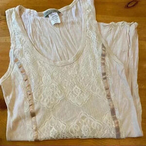 Banana Olive lace Tank Top
